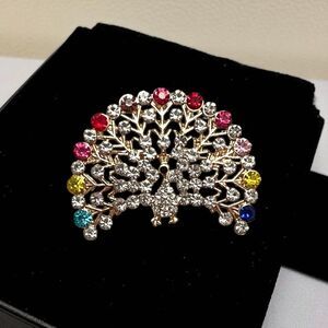 🤯5/$25🤯 Elegant Multicolor Crystal Gold Tone Peacock Brooch